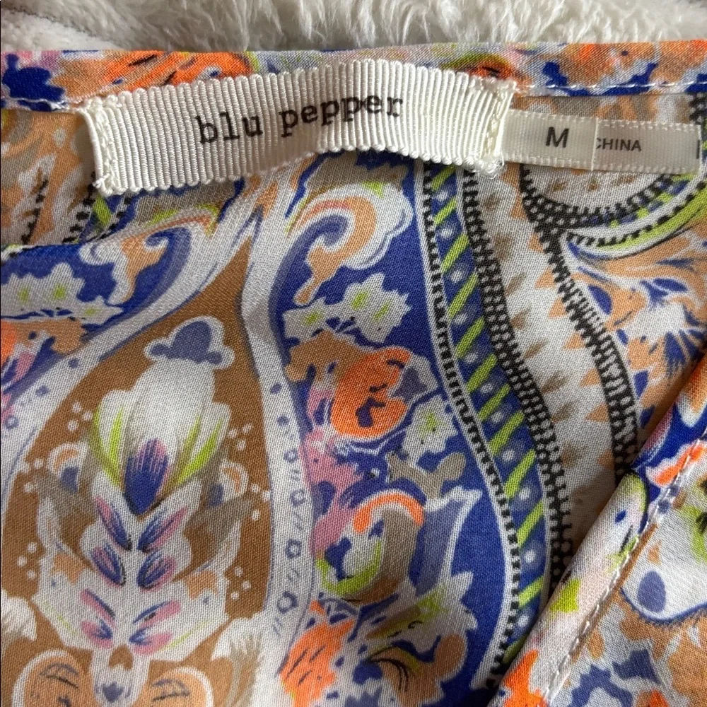 Blu Pepper Vibrant Paisley Print Top - Picture 2 of 3